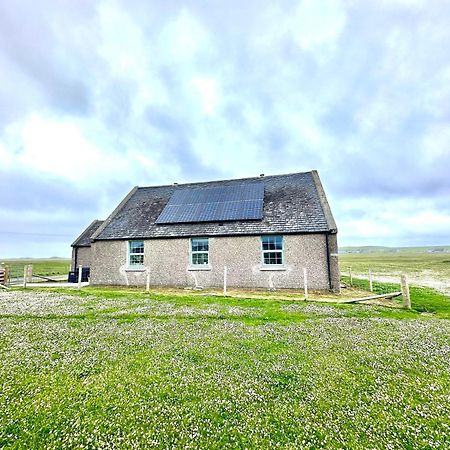 Modern Refurbished Church Nr Butt Of Lewis Beaches Port of Ness Eksteriør bilde