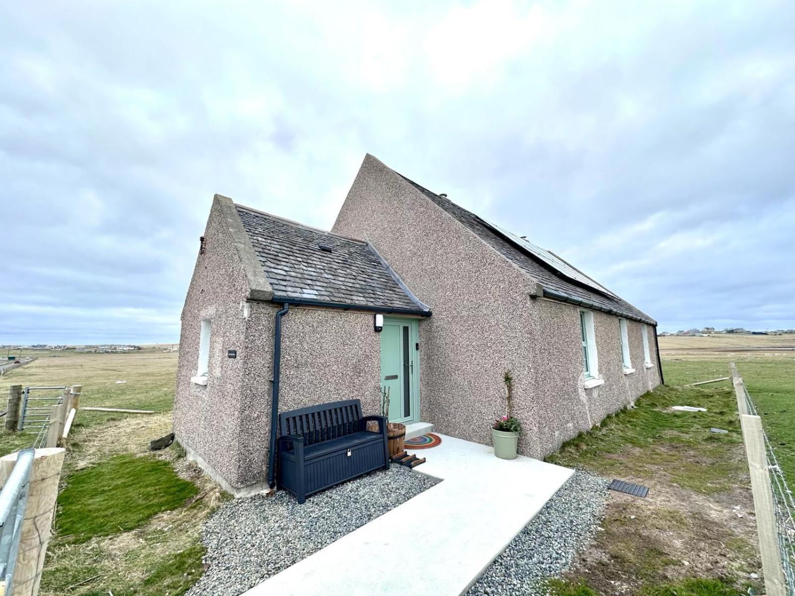 Modern Refurbished Church Nr Butt Of Lewis Beaches Port of Ness Eksteriør bilde